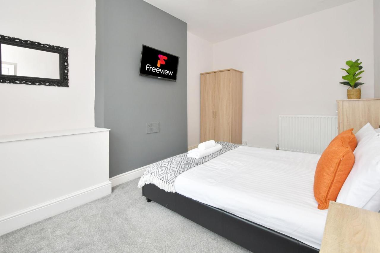Wistaston House By Yourstays 5 Double Bedrooms And 2 Bathrooms, Great For Groups! Book Now! Crewe Exterior foto