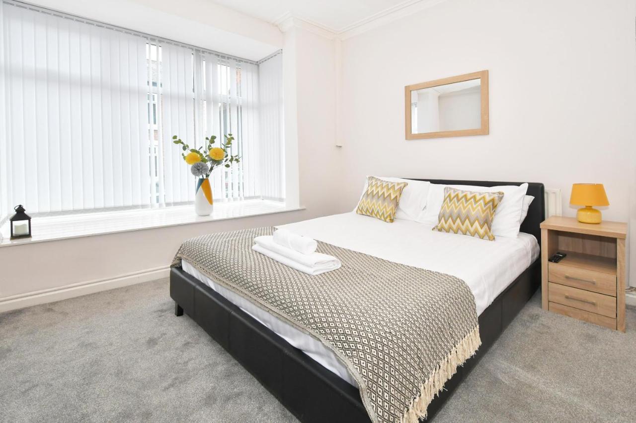 Wistaston House By Yourstays 5 Double Bedrooms And 2 Bathrooms, Great For Groups! Book Now! Crewe Exterior foto