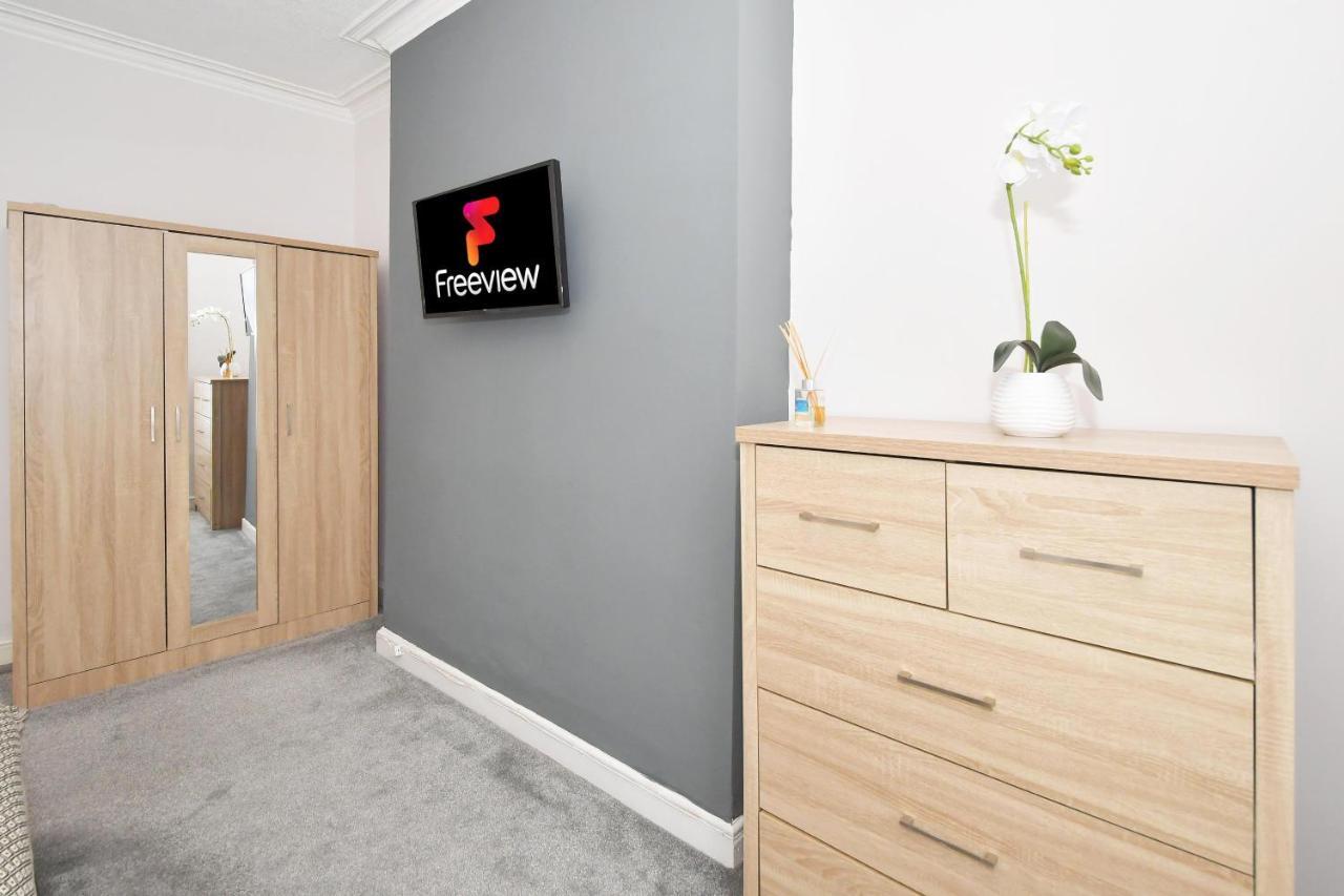 Wistaston House By Yourstays 5 Double Bedrooms And 2 Bathrooms, Great For Groups! Book Now! Crewe Exterior foto