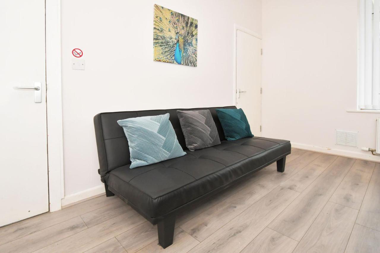 Wistaston House By Yourstays 5 Double Bedrooms And 2 Bathrooms, Great For Groups! Book Now! Crewe Exterior foto